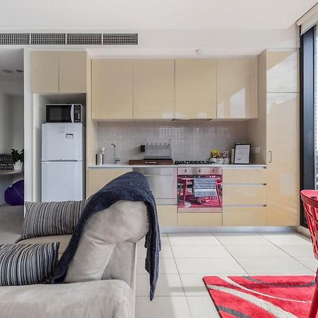 Light, Airy, Spacious Queens Road Apartment Melburne Exterior foto